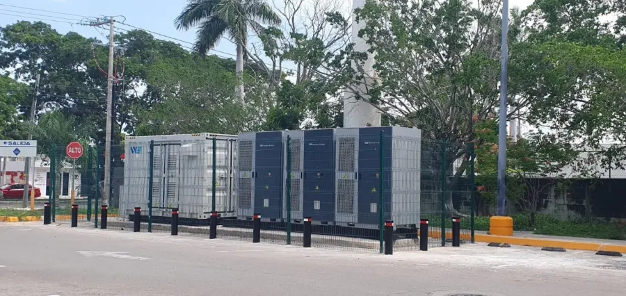 Contenedores de almacenamiento BESS en sitio en Monterrey, proyecto de CERTA Electric