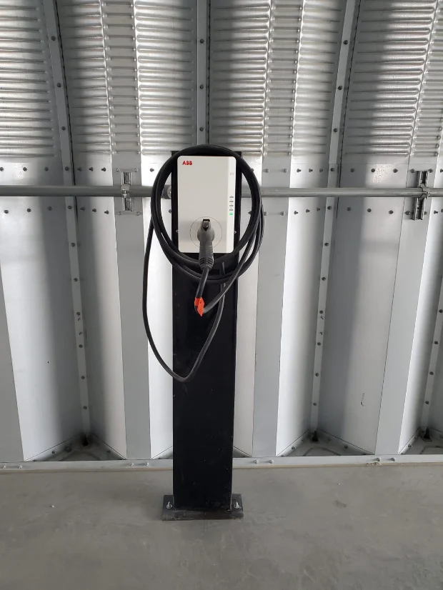 Cargadores para vehículos eléctricos en centro comercial de Guadalajara, proyecto de CERTA Electric